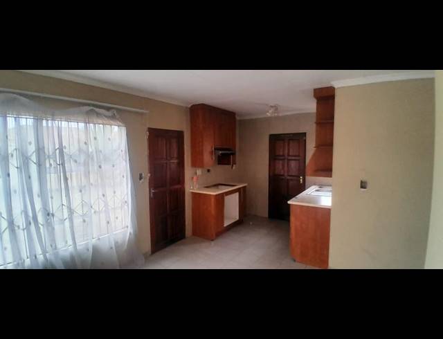 3 BEDROOM HOUSE FOR SALE IN GOUDRAND